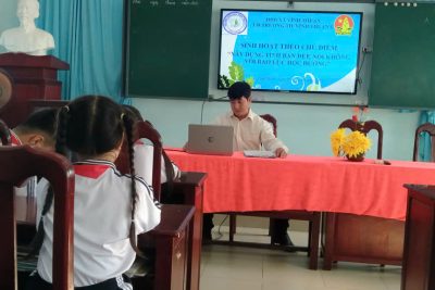 SINH HOẠT THEO CHỦ ĐIỂM “XÂY DỰNG TÌNH BẠN ĐẸP NÓI KHÔNG VỚI BẠO LỰC HỌC ĐƯỜNG” GẮN VỚI TUYÊN TRUYỀN AN TOÀN MẠNG, PHÁP LUẬT VÀ AN TOÀN GIAO THÔNG NĂM HỌC 2025-2026